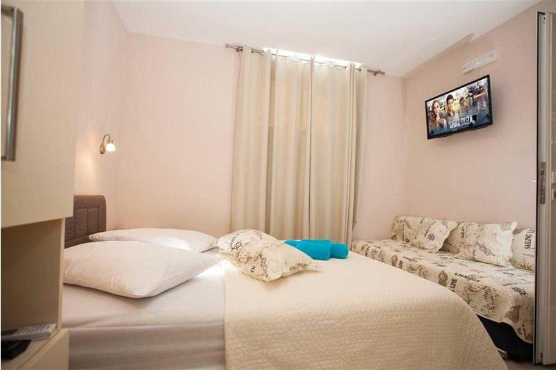 Drasnice apartments for rent for 2 people - Apartment Lidija A3 / 09