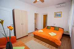 Cheap Apartments Makarska - Apartment Anamari A1