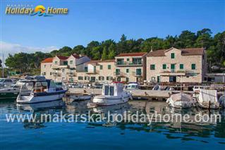 Beachfront Accommodation in Makarska for 6 persons - Apartments Bura