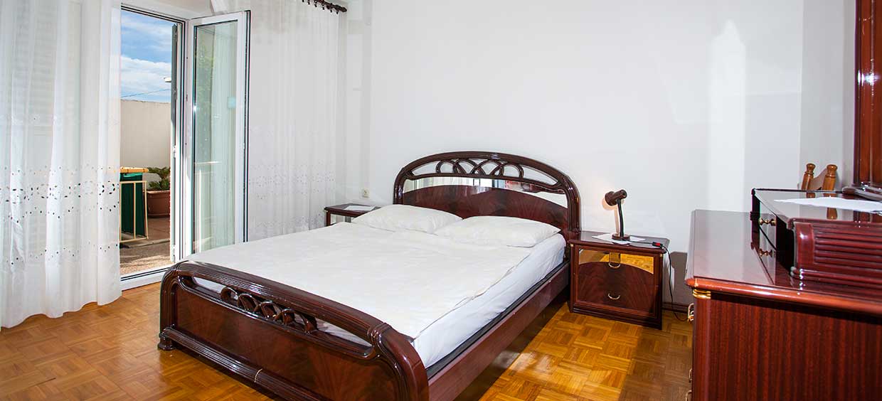 Apartmani Hrvatska - Makarska Cheap apartment for 4 persons