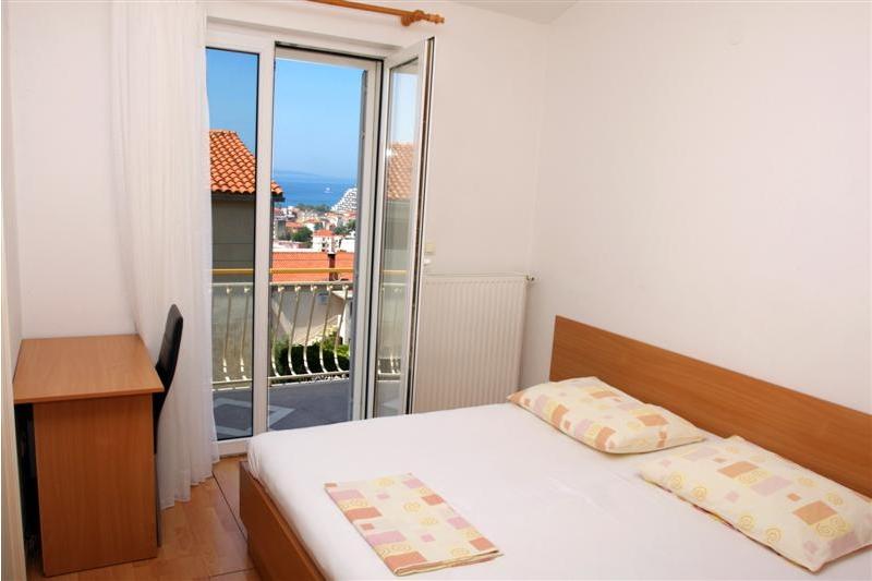 Budget accommodation Makarska - Apartment Marita A6 / 08