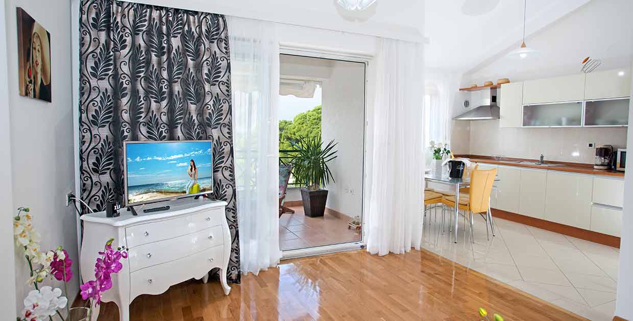 Apartmani Hrvatska - Makarska apartmani uz more za 4 osobe - Vesela A3