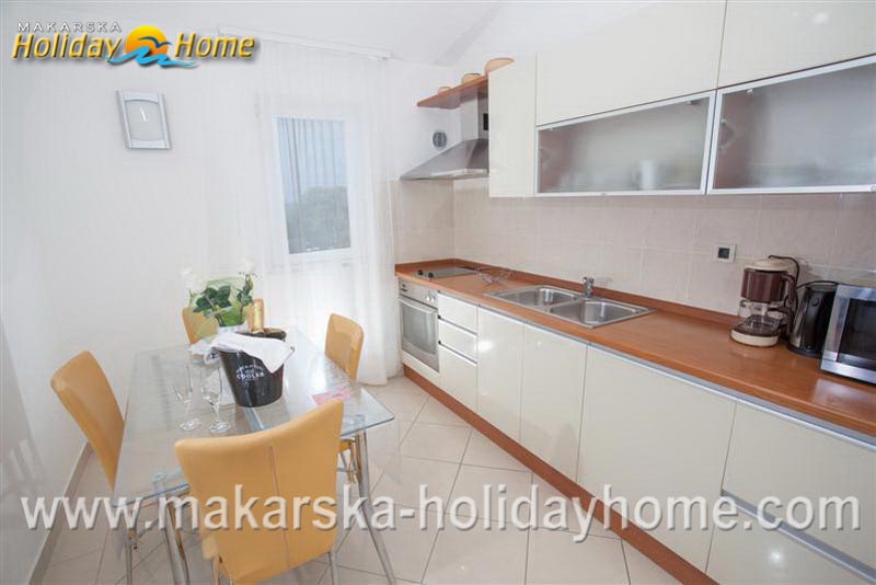 Private accommodation Makarska - Apartment Vesela A3 / 09