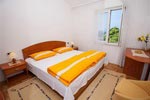 Croatia private accommodation - Makarska, Apartments Vesela