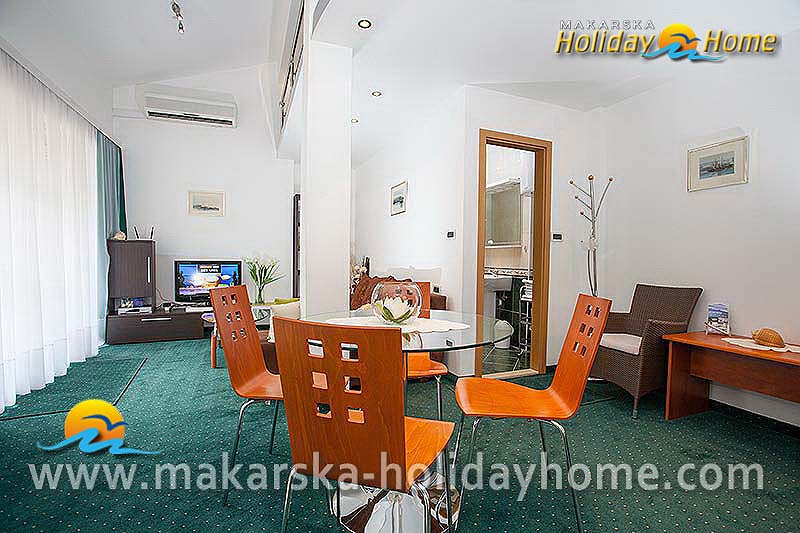 Private accommodation Makarska - Apartment Vesela A4 / 03