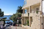 Dalmacija-Brela apartments on the beach