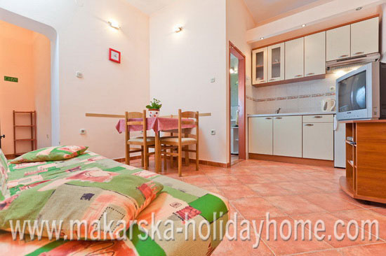 apartments makarska private accomodation Gorana A2