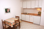 Cheap apartments in Makarska, Apartments Slavko