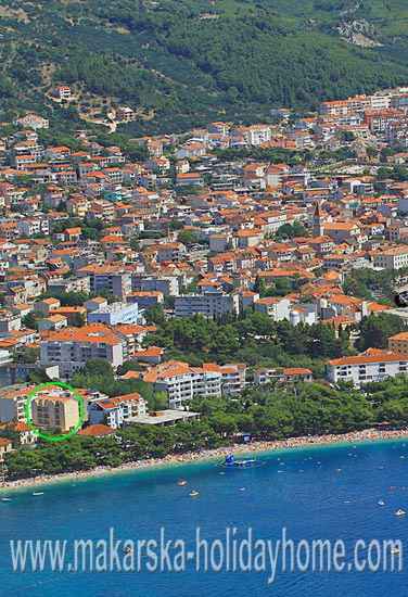 Apartments for rent near the beach in Makarska
