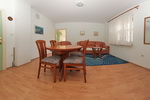 Private apartment in the center of Makarska  Pivac app 2