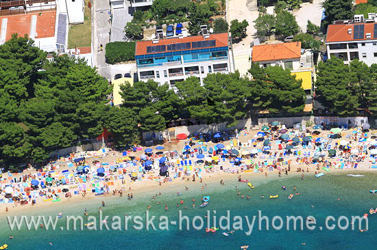 Apartments near the beach in Makarska-Apartments Plaza