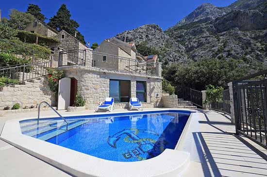 Villa with pool for rent in Croatia-Makarska-Villa Bandur 