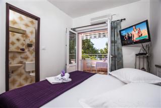 Promajna Beach Rooms - Apartments Nives