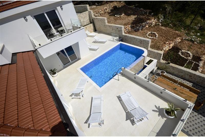 Luxury villa with pool Baska Voda - Villa Ines / 03