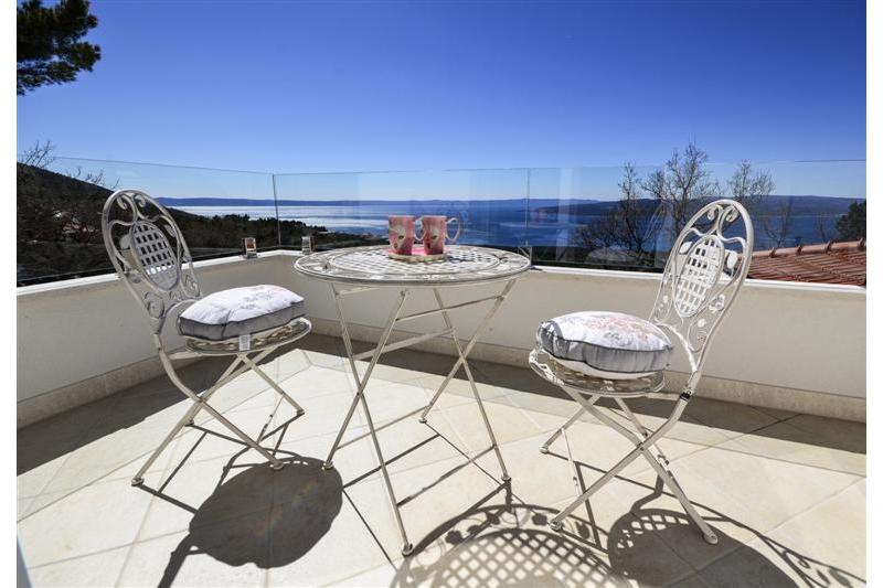 ferienhaus_kroatien_mit_pool_makarska_villa_ines_09