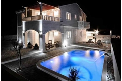 Kroatien Ferienhaus mit Pool zu vermieten - Villa Oliver / 28